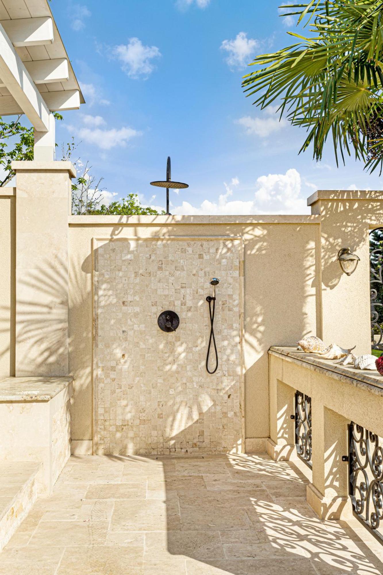 Sika Palladium Garden & Spa Central Apartment Arad Exterior photo